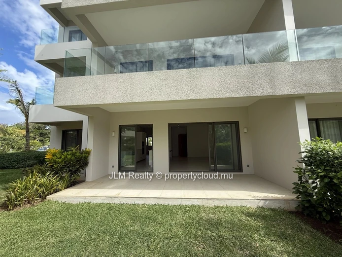 À Vendre : Appartement de 2 Chambres à Pointe aux Canonniers, Maurice