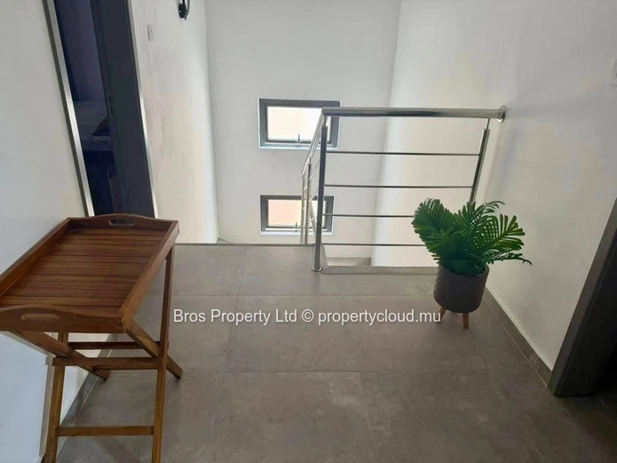 55 000 Rs/mois | Maison duplex de luxe 3 chambres à louer à Pereybere, Grand Baie