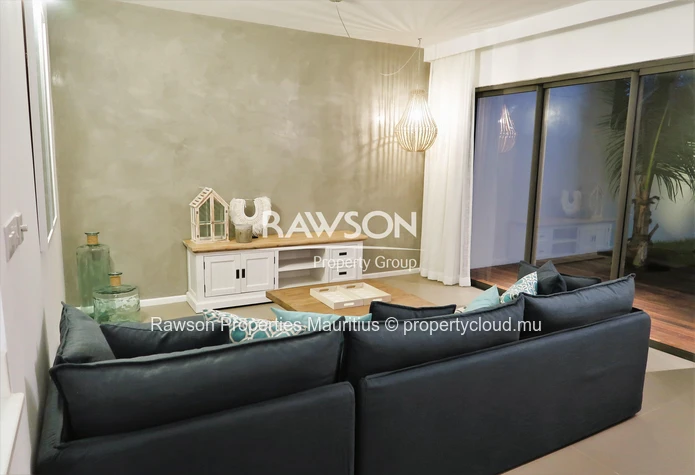 Townhouse Meublée De 3 Chambres | Jardin & Piscine | Mont Choisy | Mi Août 2026