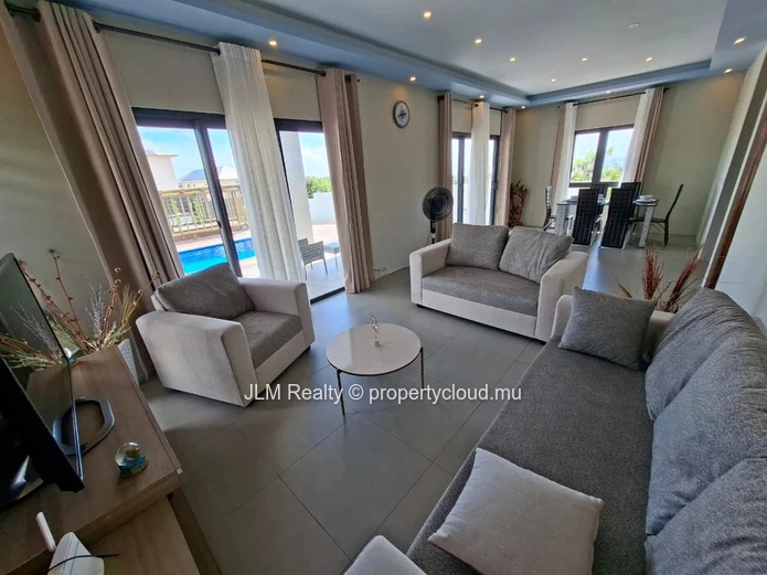 Contemporary Villa for Long-Term Rent in a Secure Estate in Flic en Flac, Mauritius