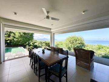 5 Bedroom Villa