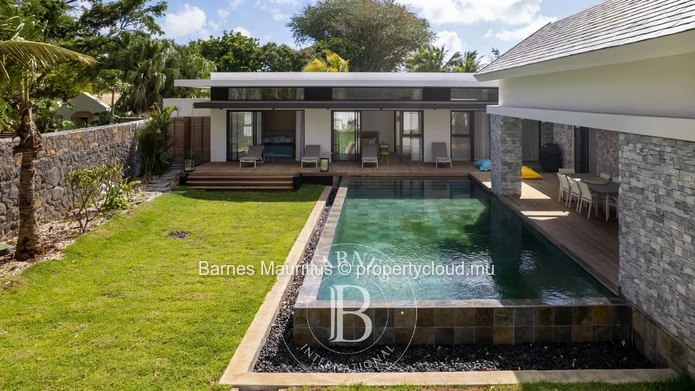 PEREYBERE - Villa a few steps from the beach - 4 bedrooms