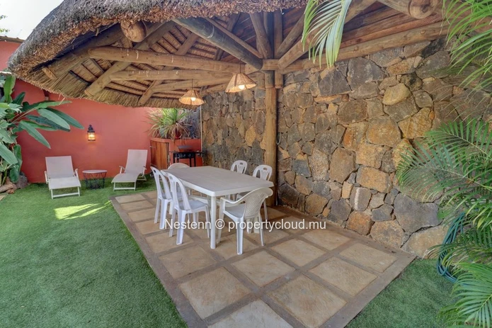 Charming villa in a secure residence in Pointe aux Piments