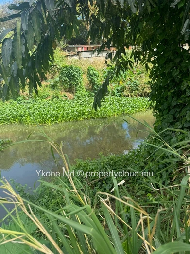 Commercial Land For Sale In Calebasses