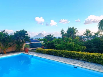 5 Bedroom Villa