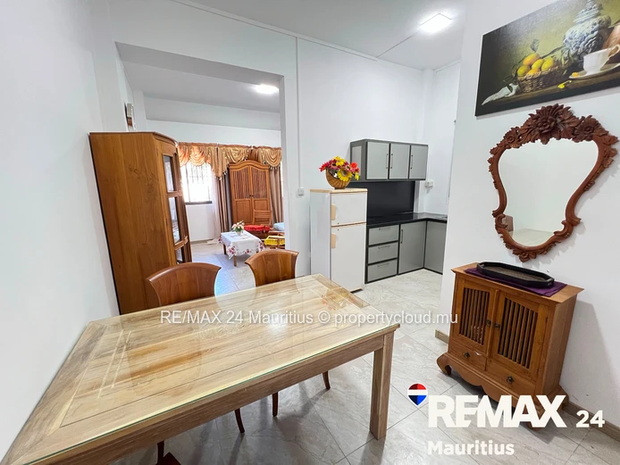 Cozy 1-Bedroom Ground-Floor Studio for Rent in Flic en Flac