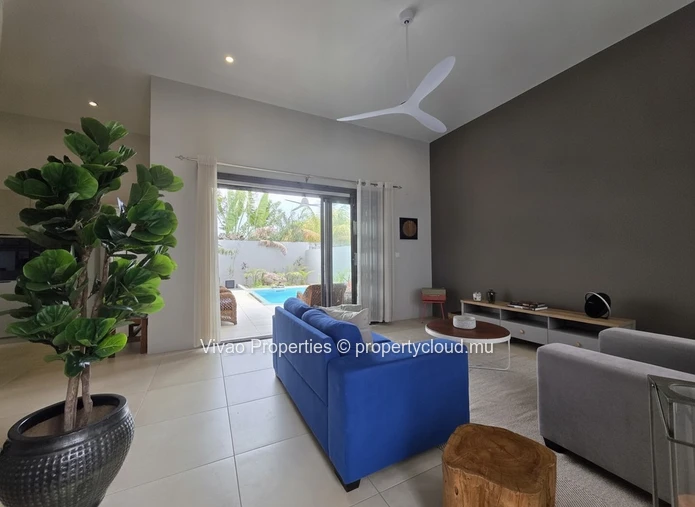Villa individuelle de 2 chambres en-suite avec piscine privée à louer à Péreybère