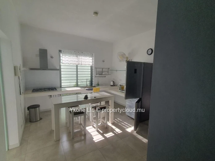 Villa For Sale In Pereybere