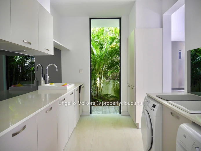 Private Golf-Front Living in the Heart of Azuri
