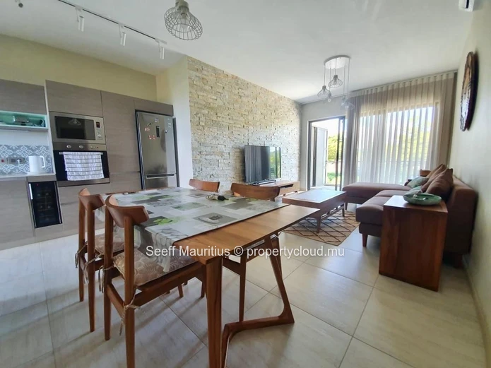Superb 3-Bedroom 1st Floor Apartment in a Prime Location