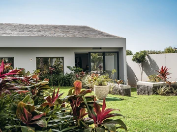 6 Bedroom Villa