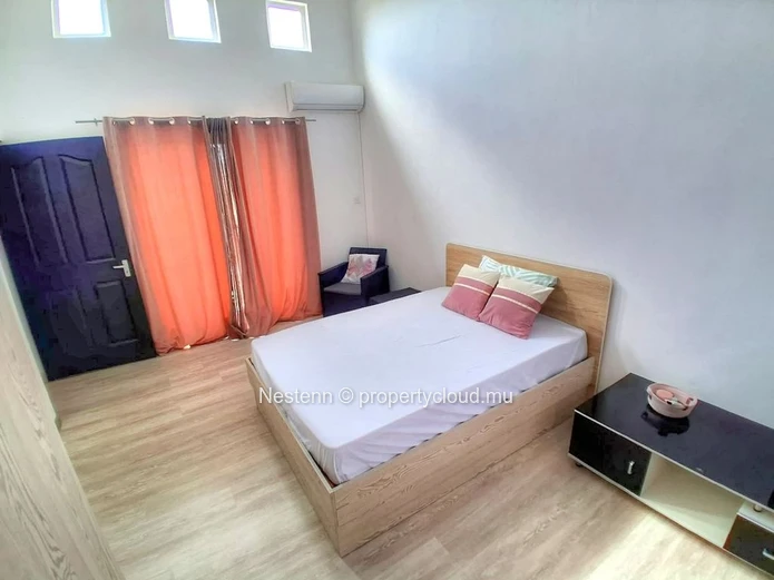 Triplex 3 chambres avec piscine commune – Grand Gaube