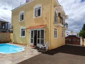 Villa de 8 Chambres