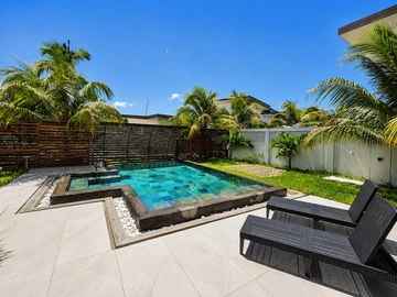 4 Bedroom Villa