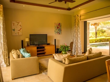 4 Bedroom Villa