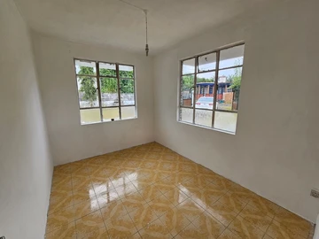 Maison de 6 Chambres