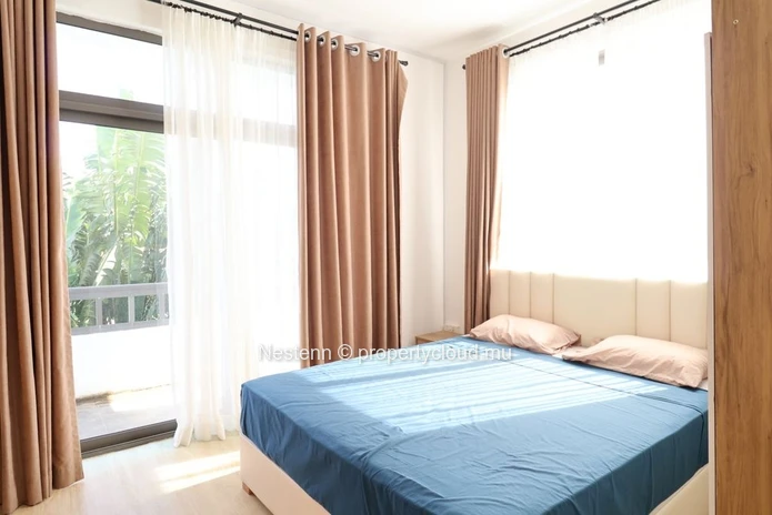 Modern 3-bedroom apartment with balcony