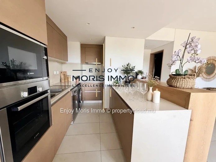 Penthouse for sale – At Mont Choisy Golf Club – Mauritius – Golf course view – 2 bedrooms – Luxury residence
