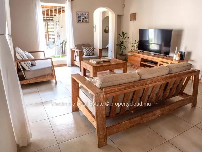 Maison familiale de plain-pied avec piscine et vue Tourelle à Tamarin