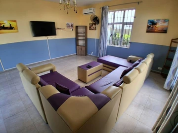 Maison de 8 Chambres