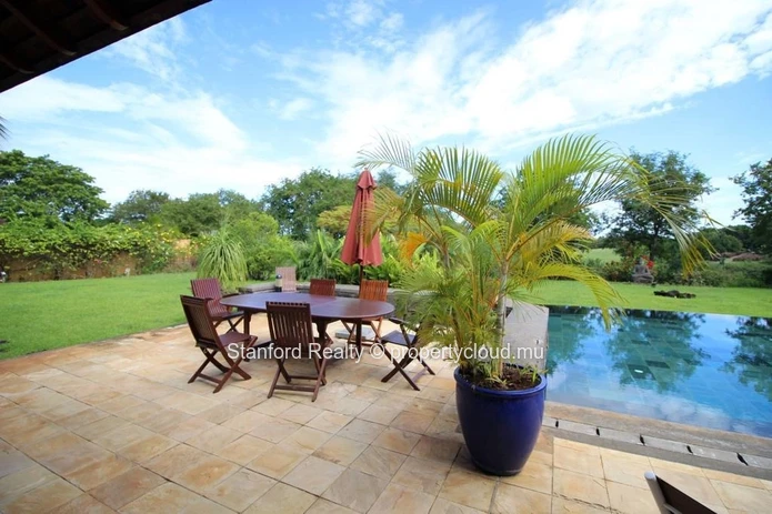 Luxury Golf Estate Villa for Sale - 4 Bedrooms, Tamarin, West Mauritius