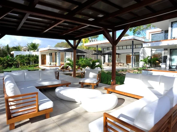 5 Bedroom Villa