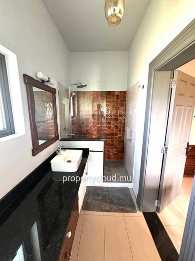 Villa 3 chambres à louer – Tamarin, proche golf