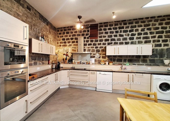 Prestigious Creole Residence for Sale in Port-Louis