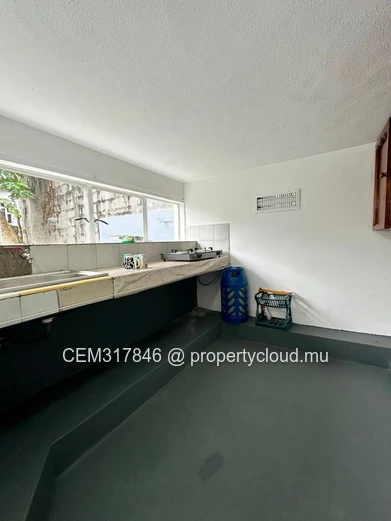 Appartement 2 Chambres à Louer – Castel 