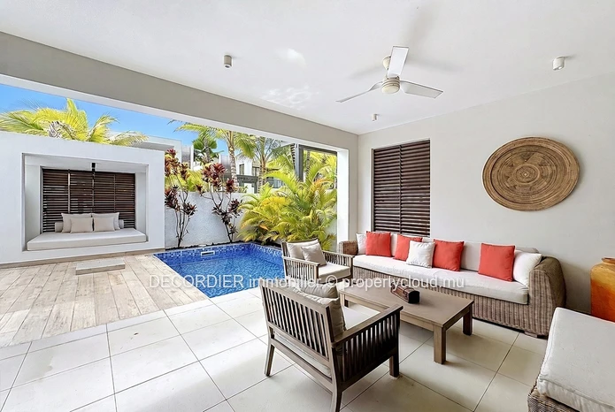 A unique and rare property to let — a townhouse with a private swimming pool and beach access.