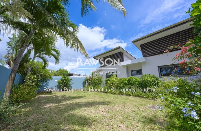 À Vendre  Villa A La Salette