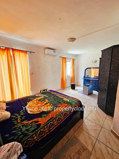 Triplex For Sale In Flic en Flac
