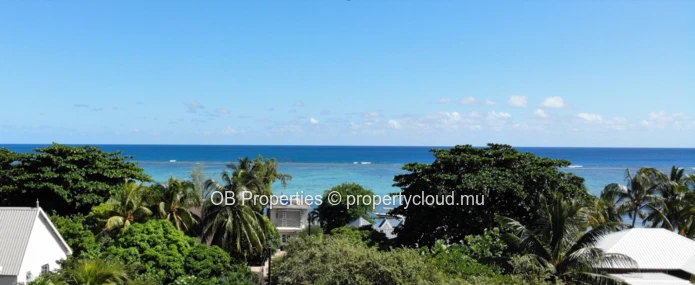 Penthouse spacieux avec vue sur mer