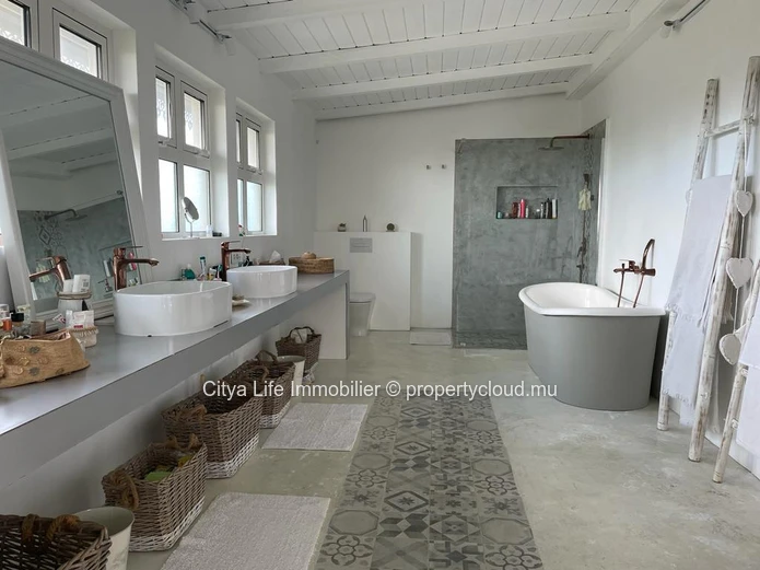 House / Villa - IML 965