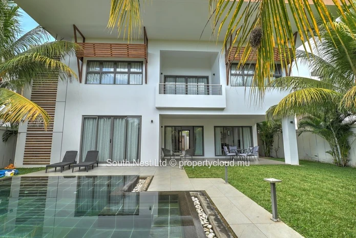 Villa d'Exception de 4 Chambres Entièrement Meublée avec Piscine Privée - Grand Baie