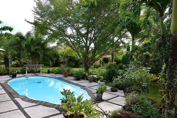 Bon Espoir - Maison de 2 chambres et un bureau avec piscine et jardin