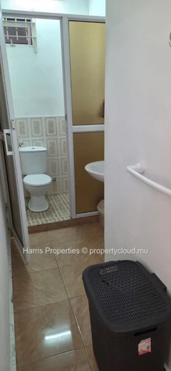 Magnifique appartement meublé au 1er étage à louer à Pereybere