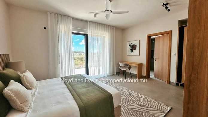 ORYAM – An Exceptional Residence in Trou aux Biches