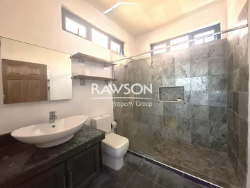 Townhouse, Duplex de 3 Chambres