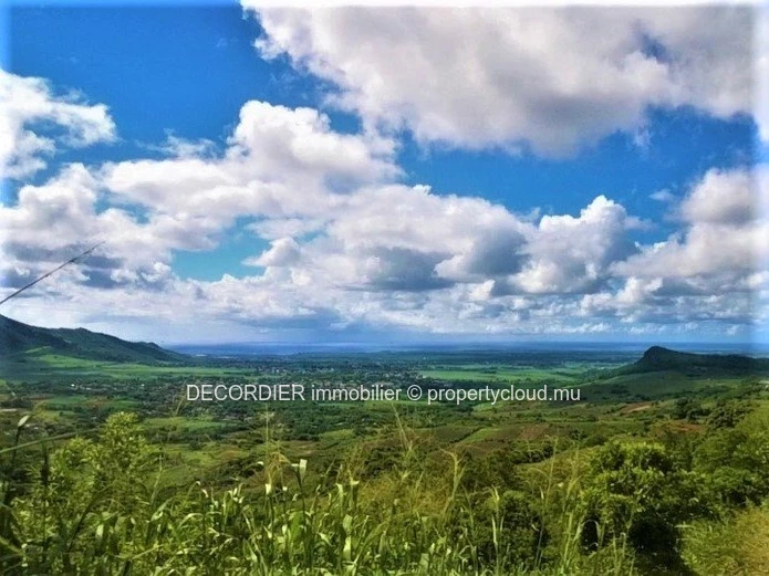 Agricultural land Les Mariannes - Incredible view (Sole Mandate)