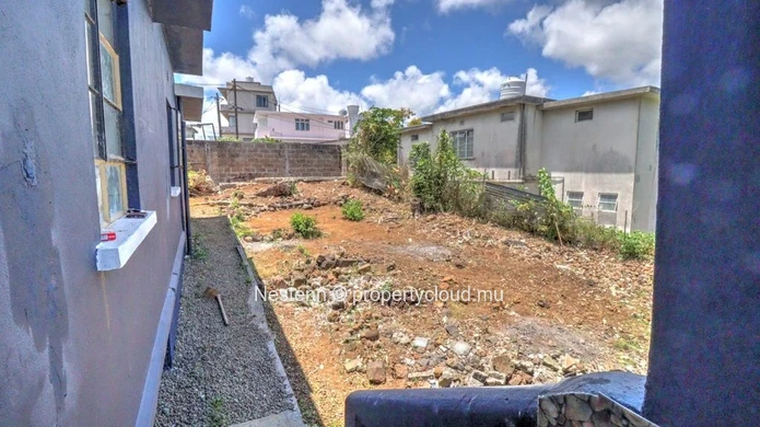 Spacious 4-Bedroom House for Sale in Phoenix – Great Family Opportunity!