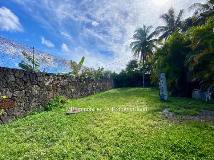 House for rent in Pointe aux Canonniers