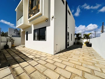 3 Bedroom Villa