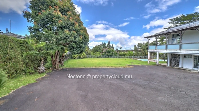Propriété exceptionnelle de 5 800 m²