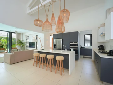 4 Bedroom Villa