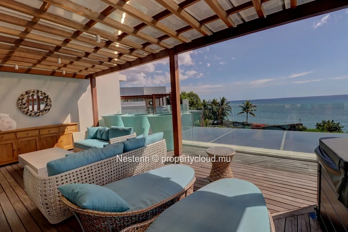 Penthouse spectaculaire en bord de mer