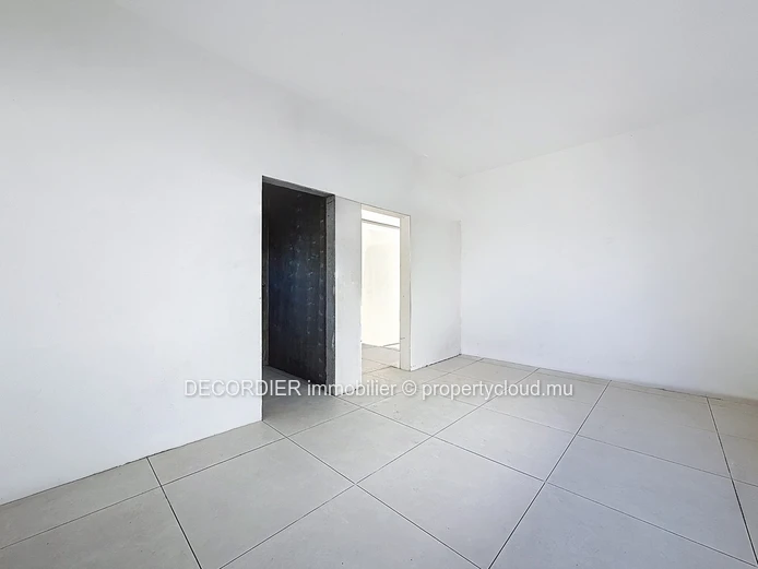 Single-storey villa – in a prestigious estate