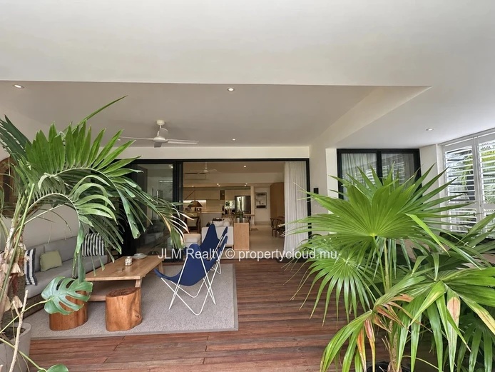 For Rent – Contemporary 3-Bedroom En-Suite Riverside Apartment in Black River, Mauritius