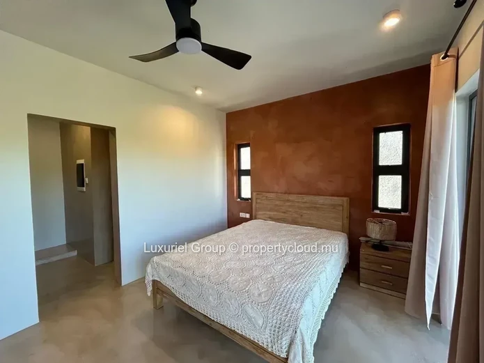 Elegant Villa with Master Suite and Outdoor Living Areas