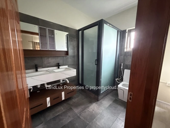 Duplex à vendre à Highlands